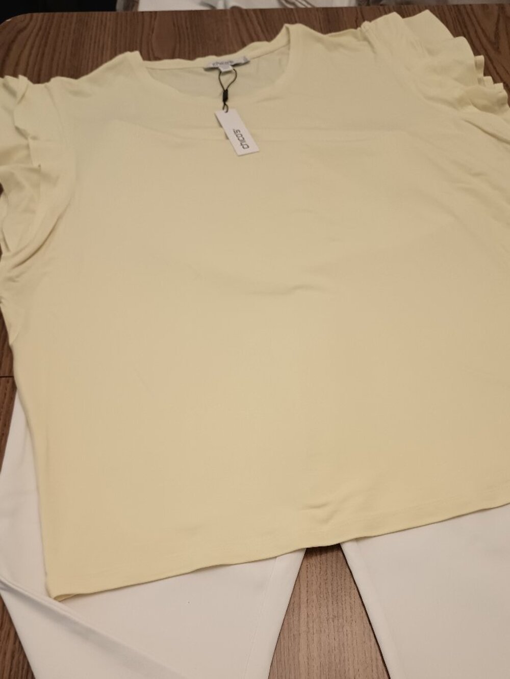 Chico's Size XXL (4) Yellow Knit Top (NWT)